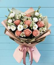 Букет цветов из:  Розы, Альстромерии и Лизиантусы в Родино