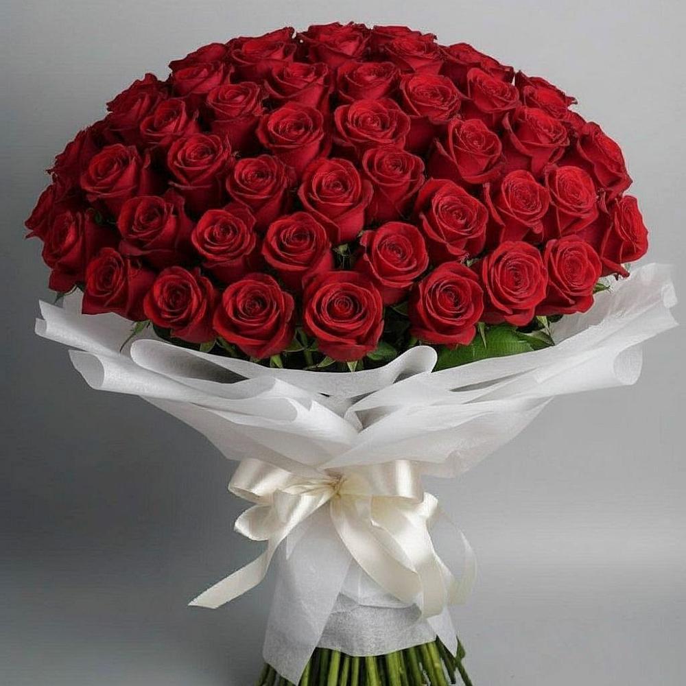 Букет 101 Красная роза Блэк Мэджик в Родино