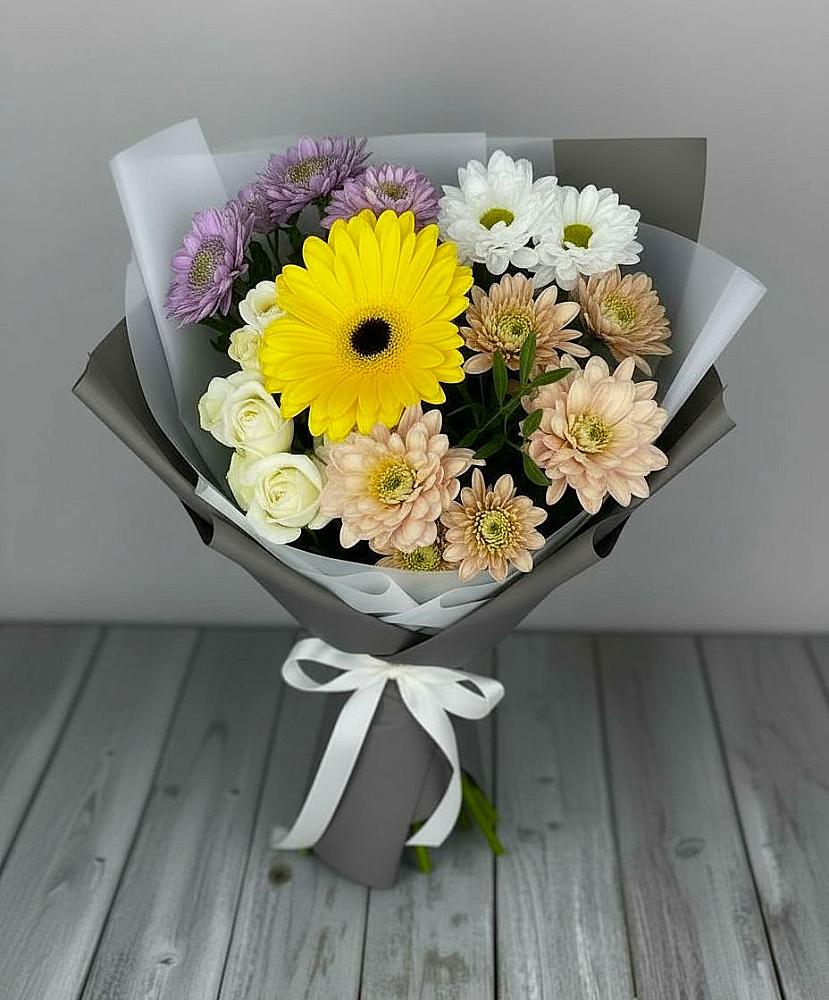 Букет цветов из: Розы, Герберы и Хризантемы в Родино