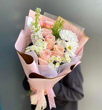 Букет цветов из:  Хризантемы и Розы в Родино