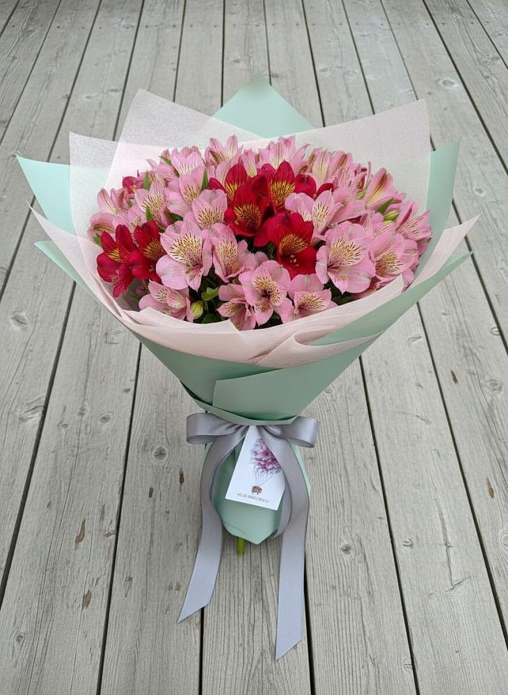 Букет цветов из: Альстромерии в Родино