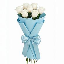 Букет 7 белых роз Проуд в Родино