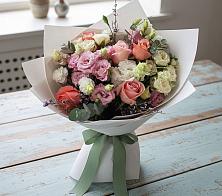 Букет цветов из:  Розы, Лизиантусы и Гвоздики #REPLACE_PRED# Родино