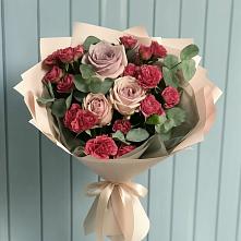 Букет цветов из:  Гвоздики и Розы в Родино