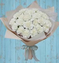 Букет цветов из:  Гвоздики в Родино