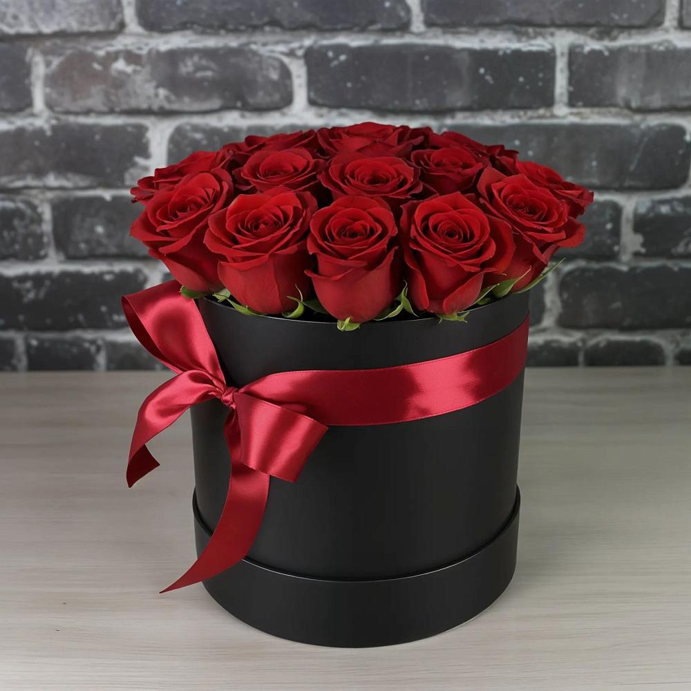 Цветочная композиция из Розы в шляпной коробке в Родино