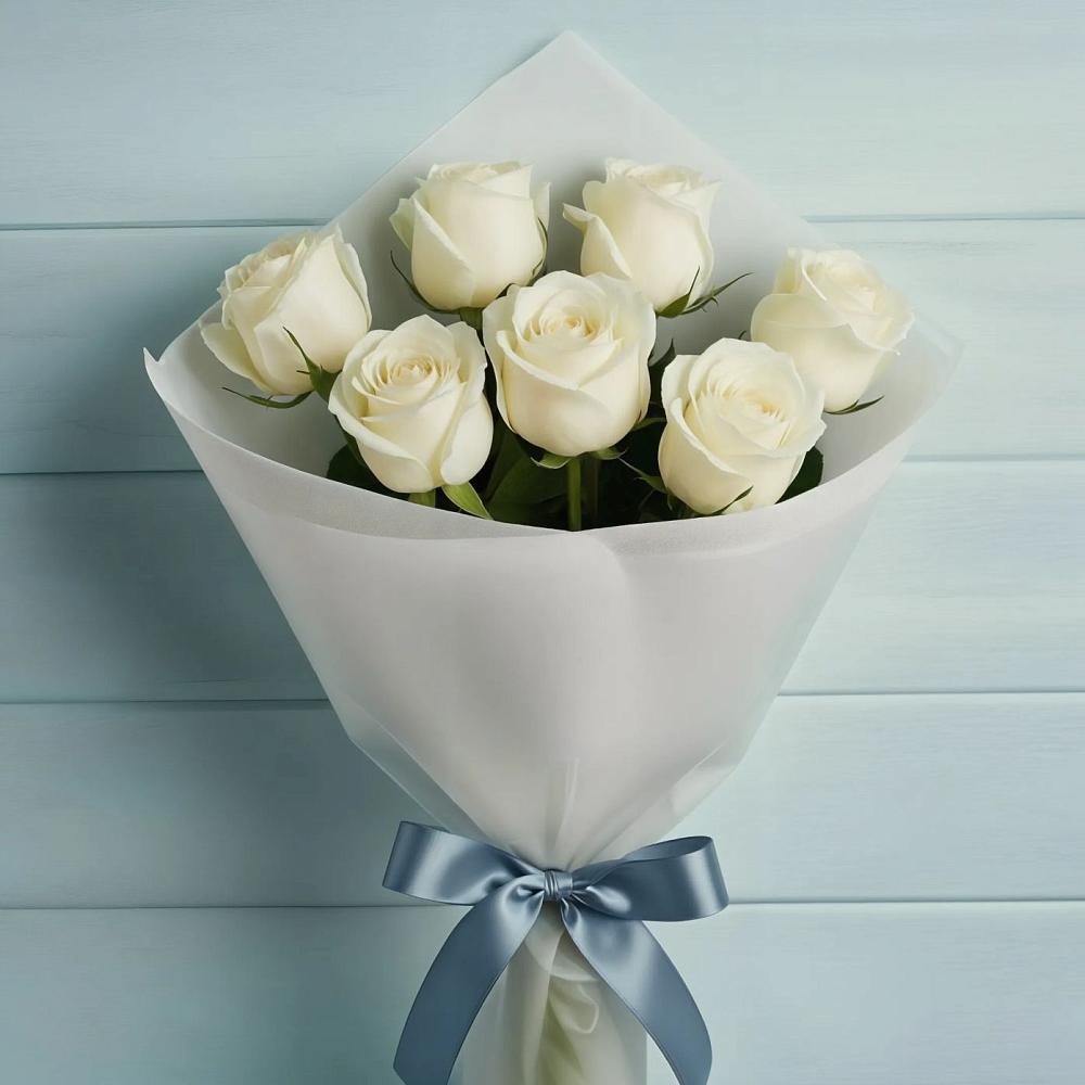 Букет 7 Белых роз Эдлесс Лав в Родино